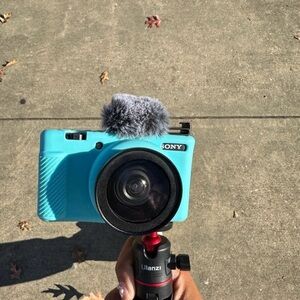 Sony ZV-1F Vlog Camera